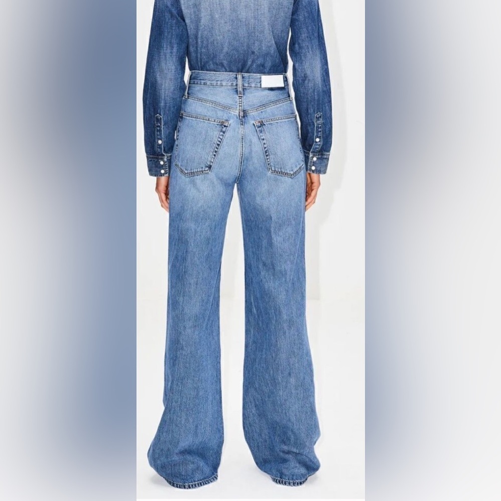 Re/done 70s mid Rise Stove Pipe  wide leg jeans size 28 - Picture 3 of 12